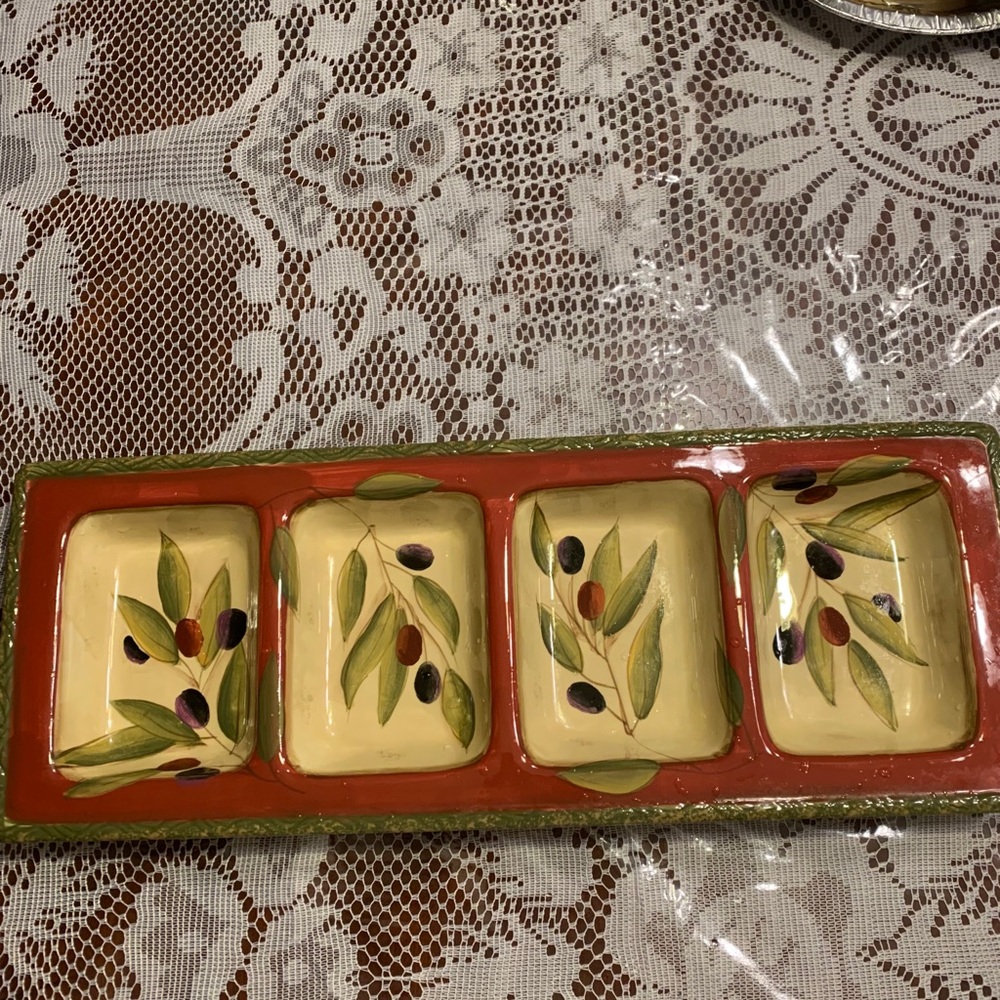 4-Dish Relish - Picture 2 of 4